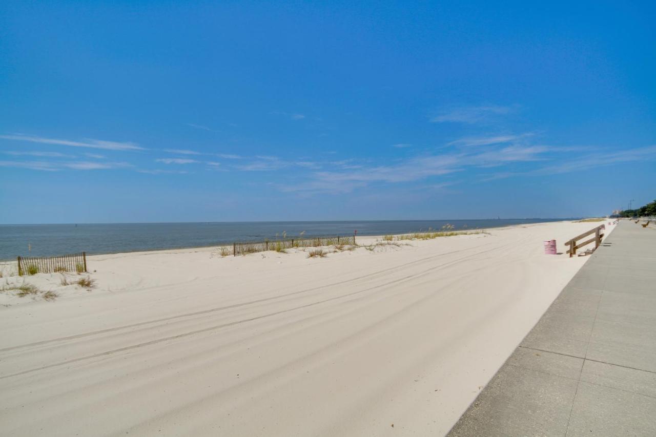 Beachfront Gulfport Vacation Rental With Balcony! ภายนอก รูปภาพ
